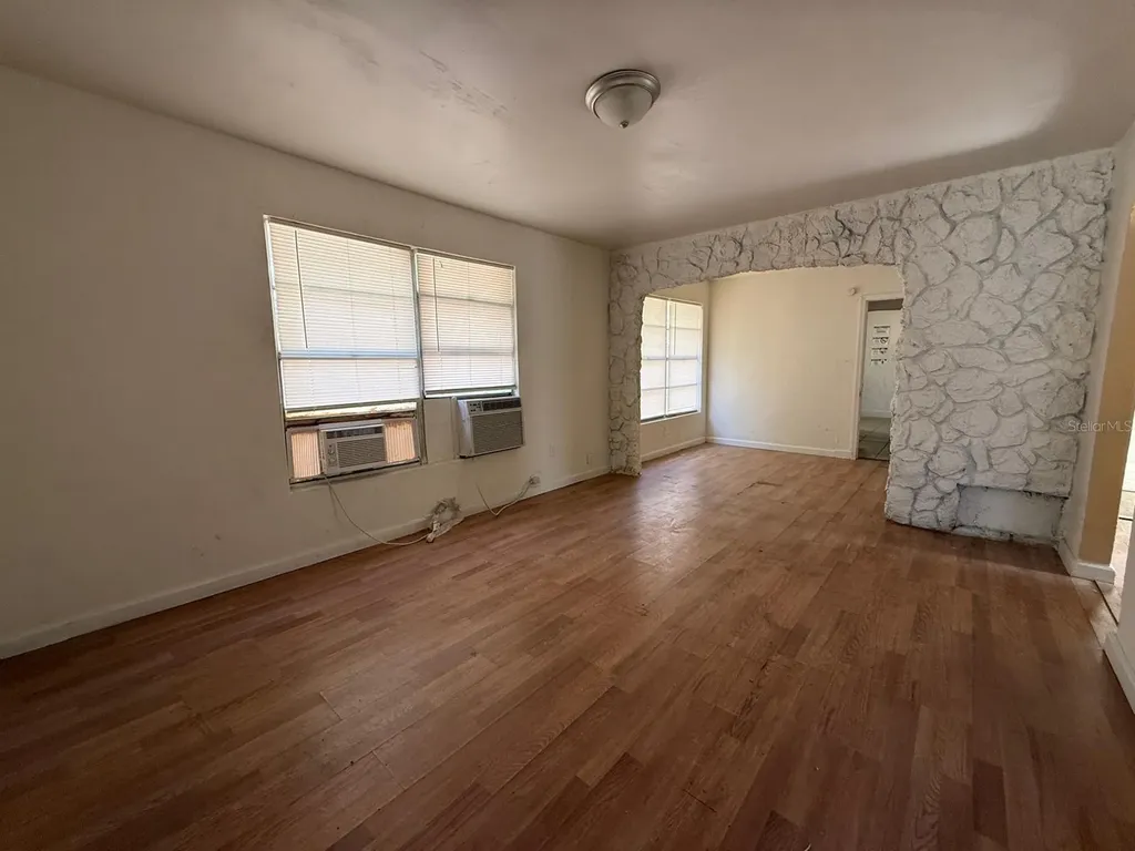 229 S Candler Avenue Orlando FL 32835