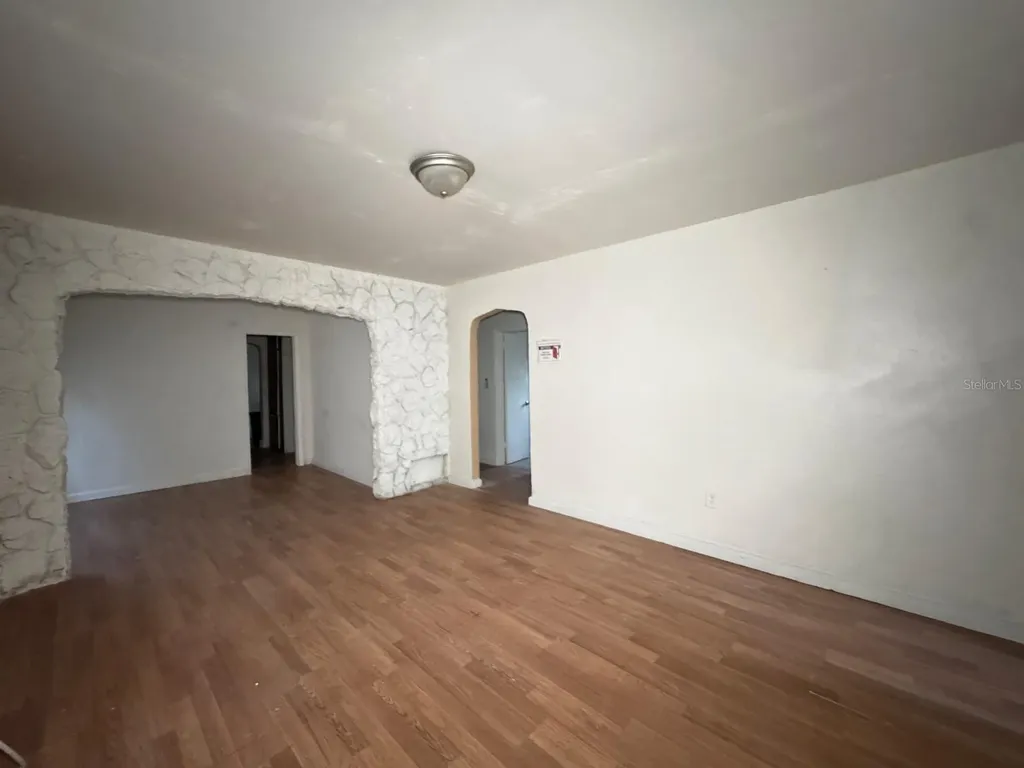 229 S Candler Avenue Orlando FL 32835