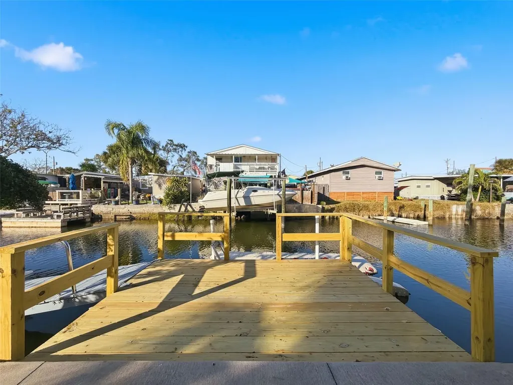 6827 Sanderling Lane Hudson FL 34667