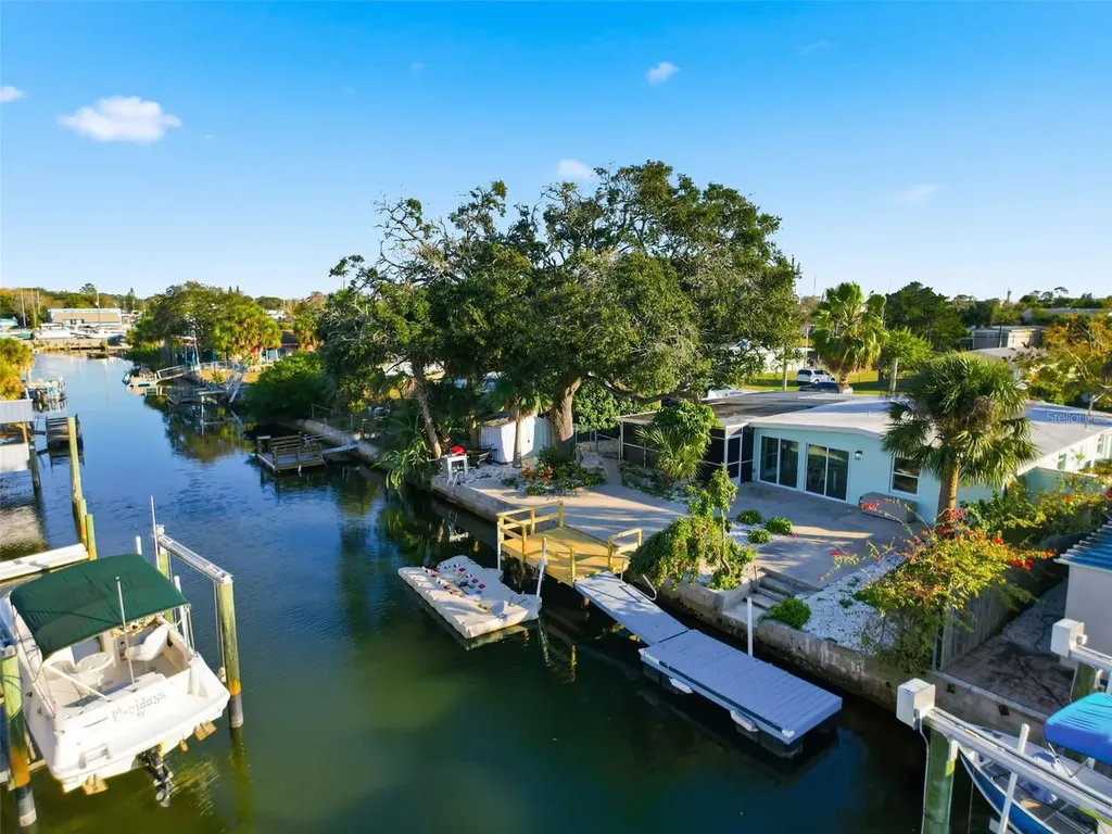 6827 Sanderling Lane Hudson FL 34667