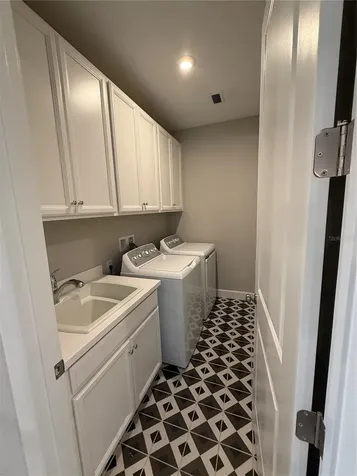 33314 Castaway Loop Wesley Chapel FL 33543
