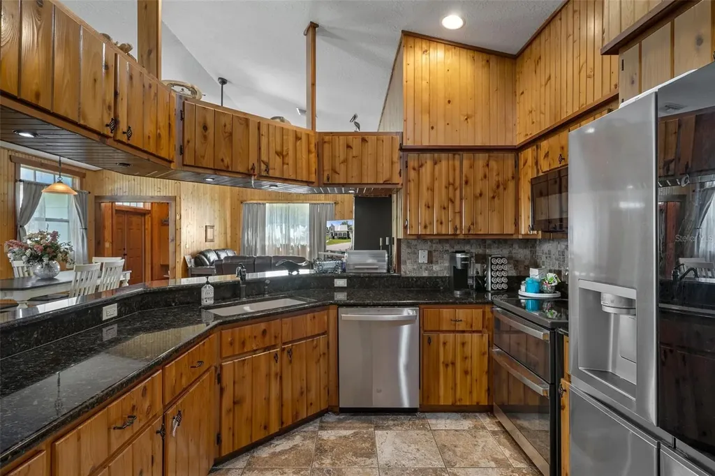 10990 W Seminole Place Homosassa FL 34448