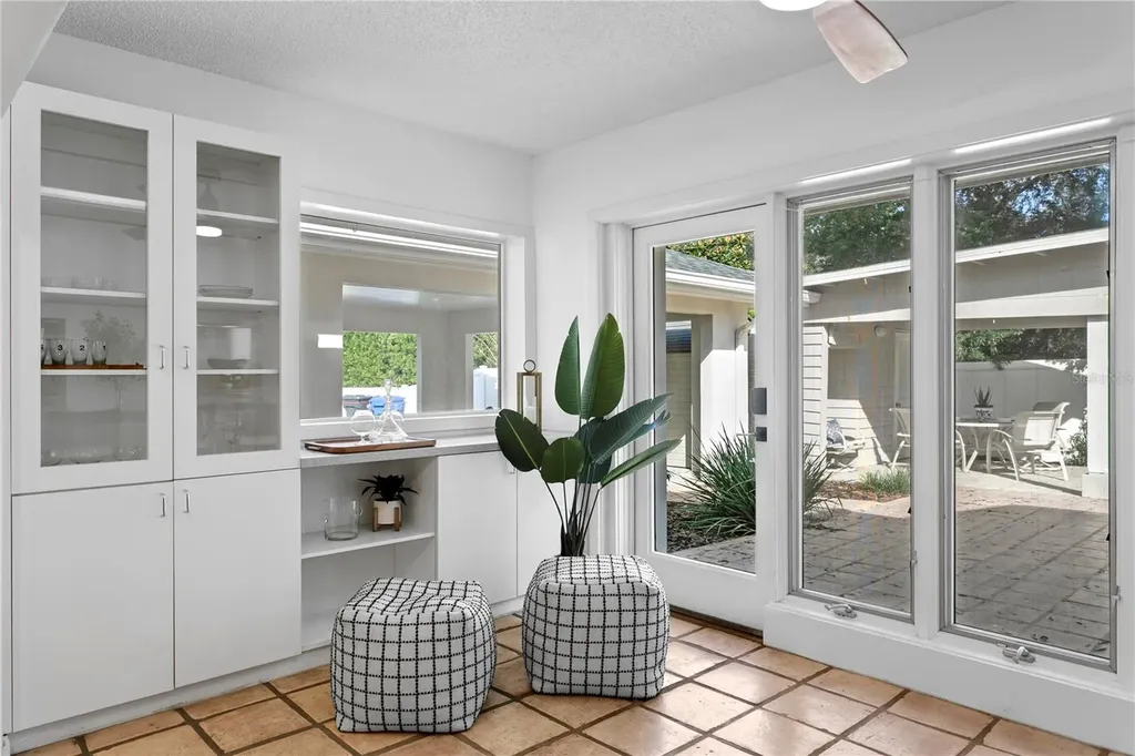 12915 Golf Crest Terrace Tampa FL 33618
