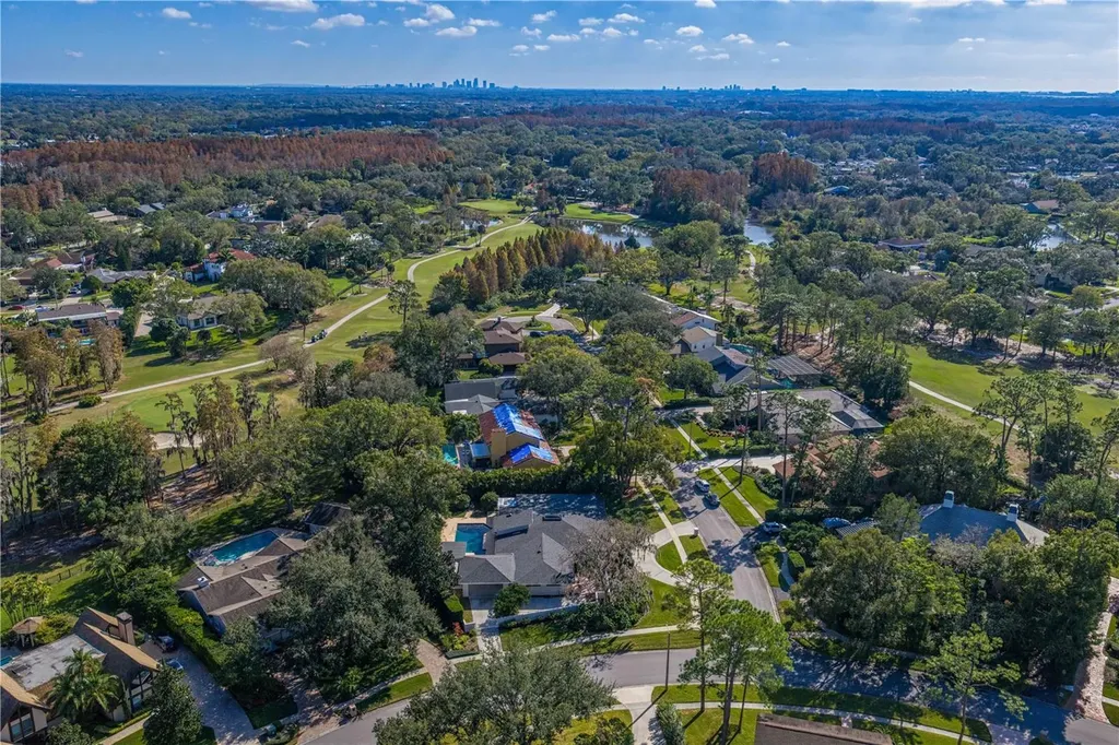 12915 Golf Crest Terrace Tampa FL 33618