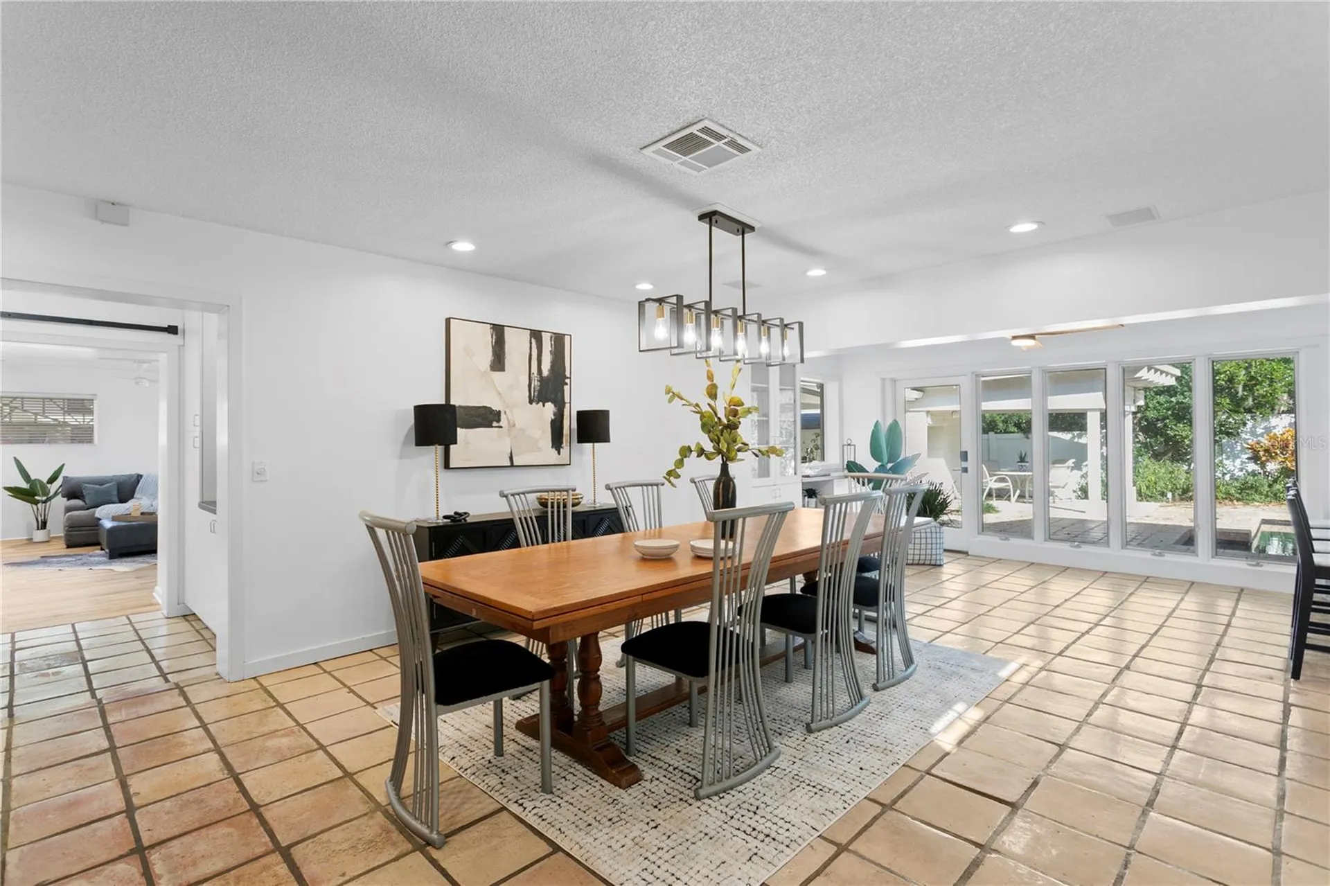 12915 Golf Crest Terrace Tampa FL 33618