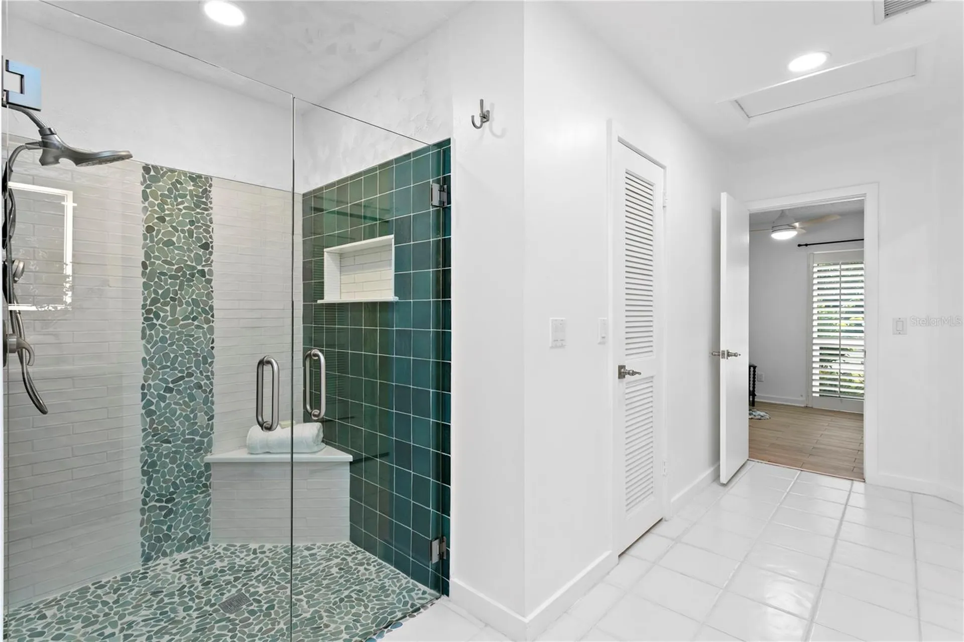 12915 Golf Crest Terrace Tampa FL 33618