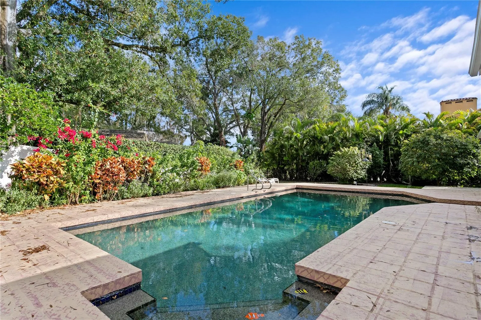 12915 Golf Crest Terrace Tampa FL 33618