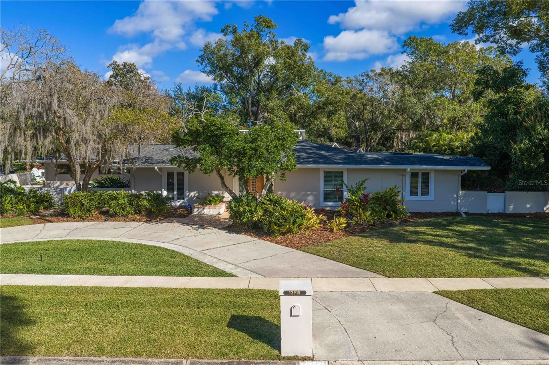 12915 Golf Crest Terrace Tampa FL 33618