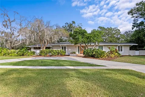 12915 Golf Crest Terrace Tampa FL 33618