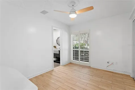 12915 Golf Crest Terrace Tampa FL 33618