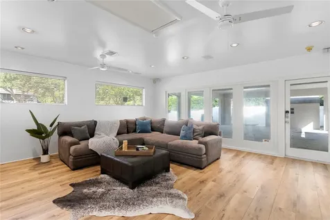 12915 Golf Crest Terrace Tampa FL 33618