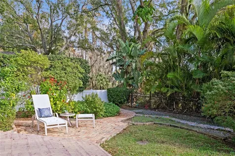 12915 Golf Crest Terrace Tampa FL 33618