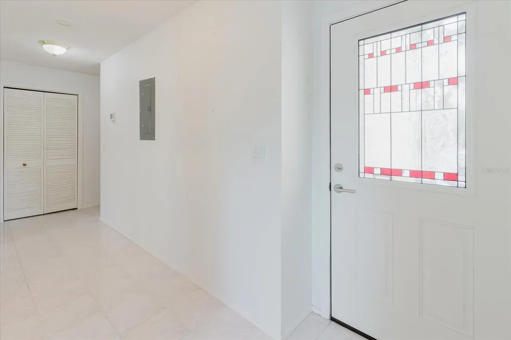 428 Moorings Cove Drive Tarpon Springs FL 34689
