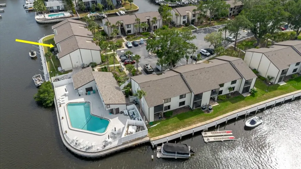428 Moorings Cove Drive Tarpon Springs FL 34689