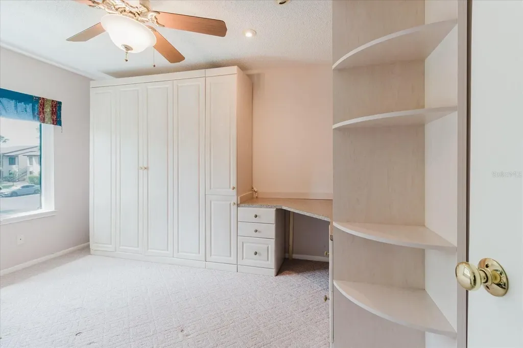 428 Moorings Cove Drive Tarpon Springs FL 34689