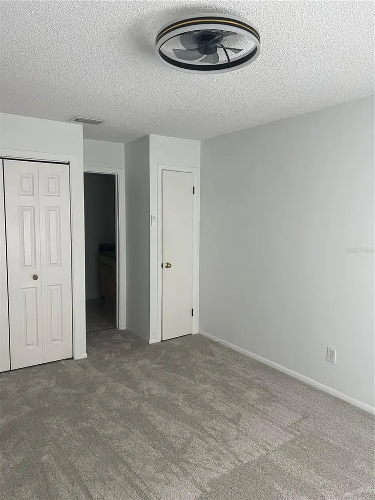 428 Moorings Cove Drive Tarpon Springs FL 34689