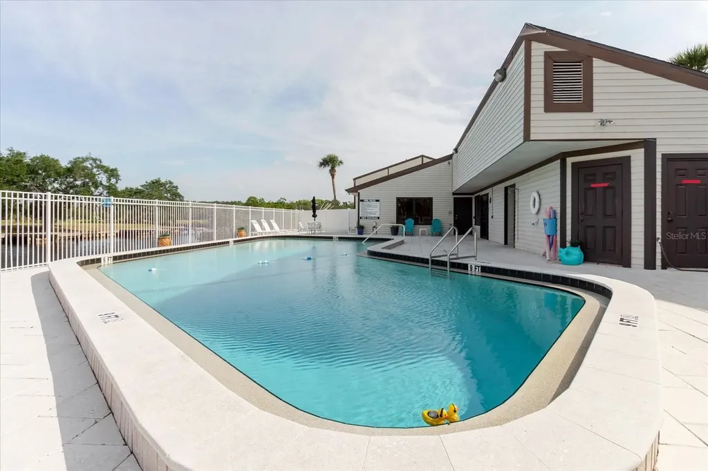 428 Moorings Cove Drive Tarpon Springs FL 34689