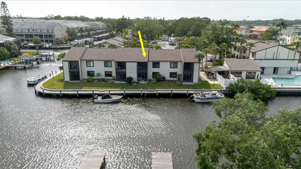 428 Moorings Cove Drive Tarpon Springs FL 34689