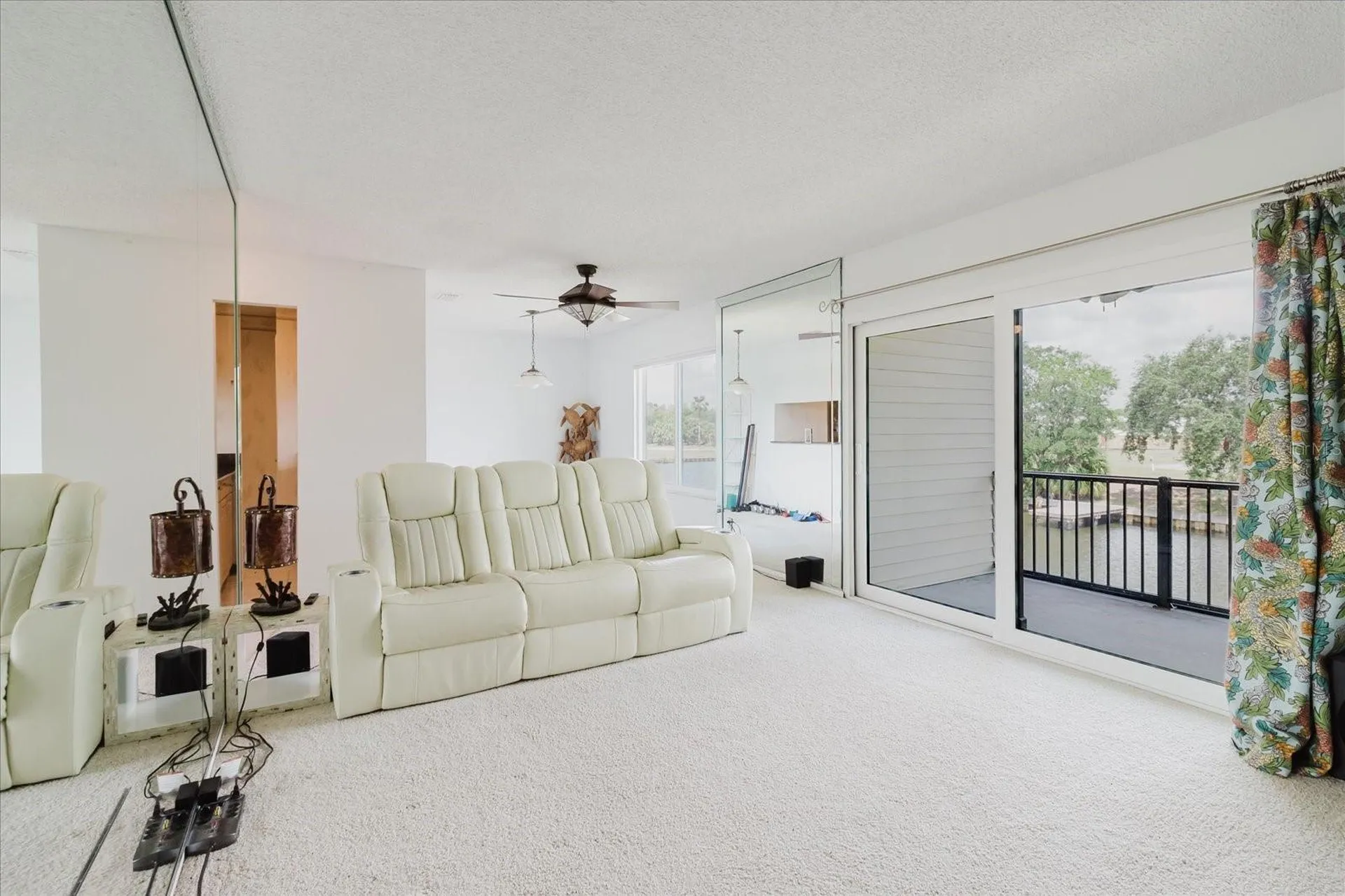 428 Moorings Cove Drive Tarpon Springs FL 34689