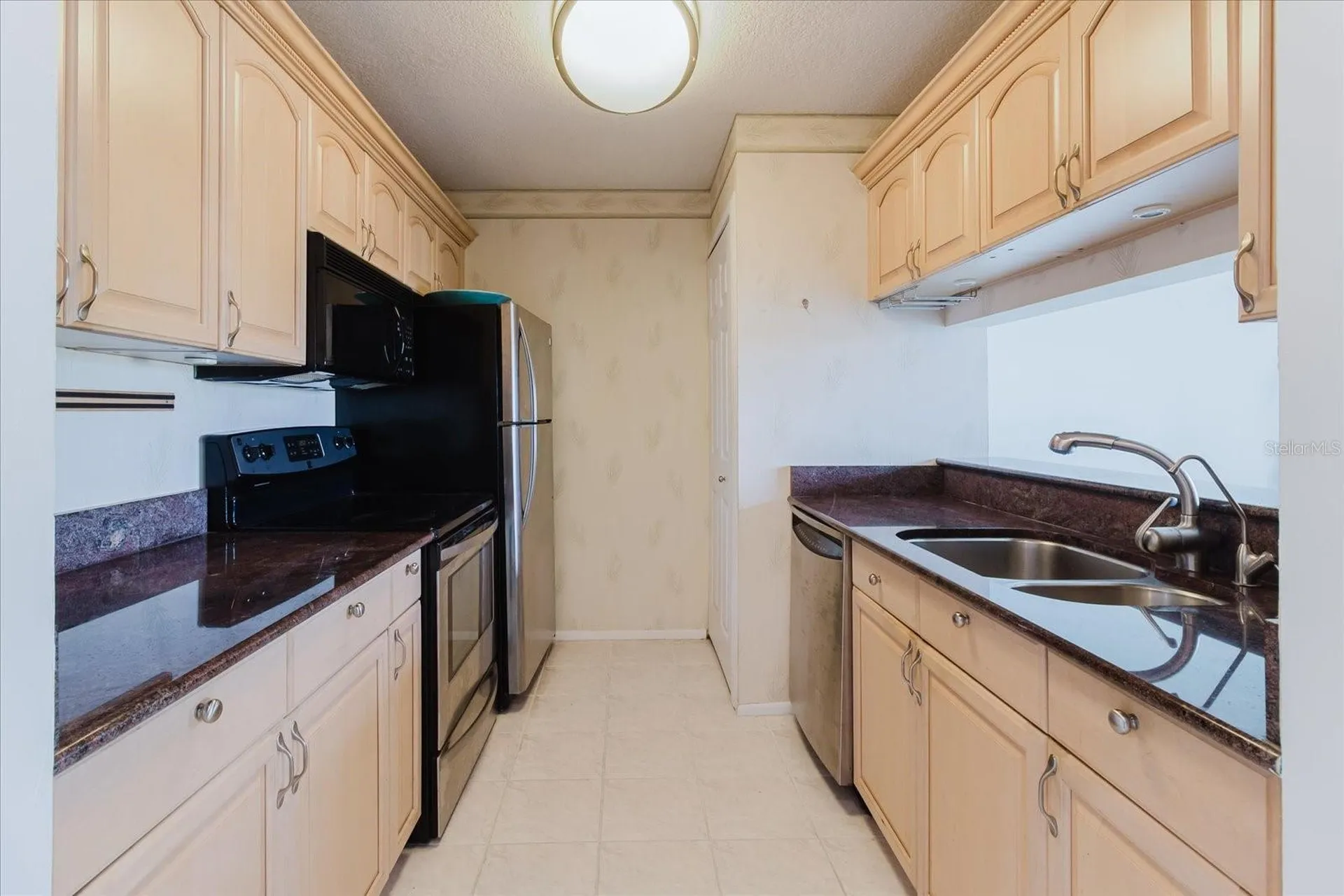 428 Moorings Cove Drive Tarpon Springs FL 34689