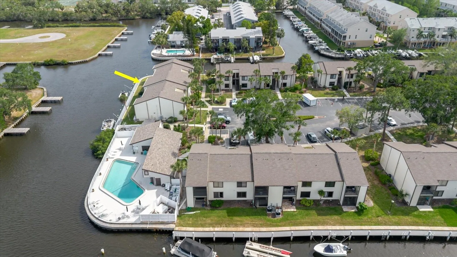 428 Moorings Cove Drive Tarpon Springs FL 34689