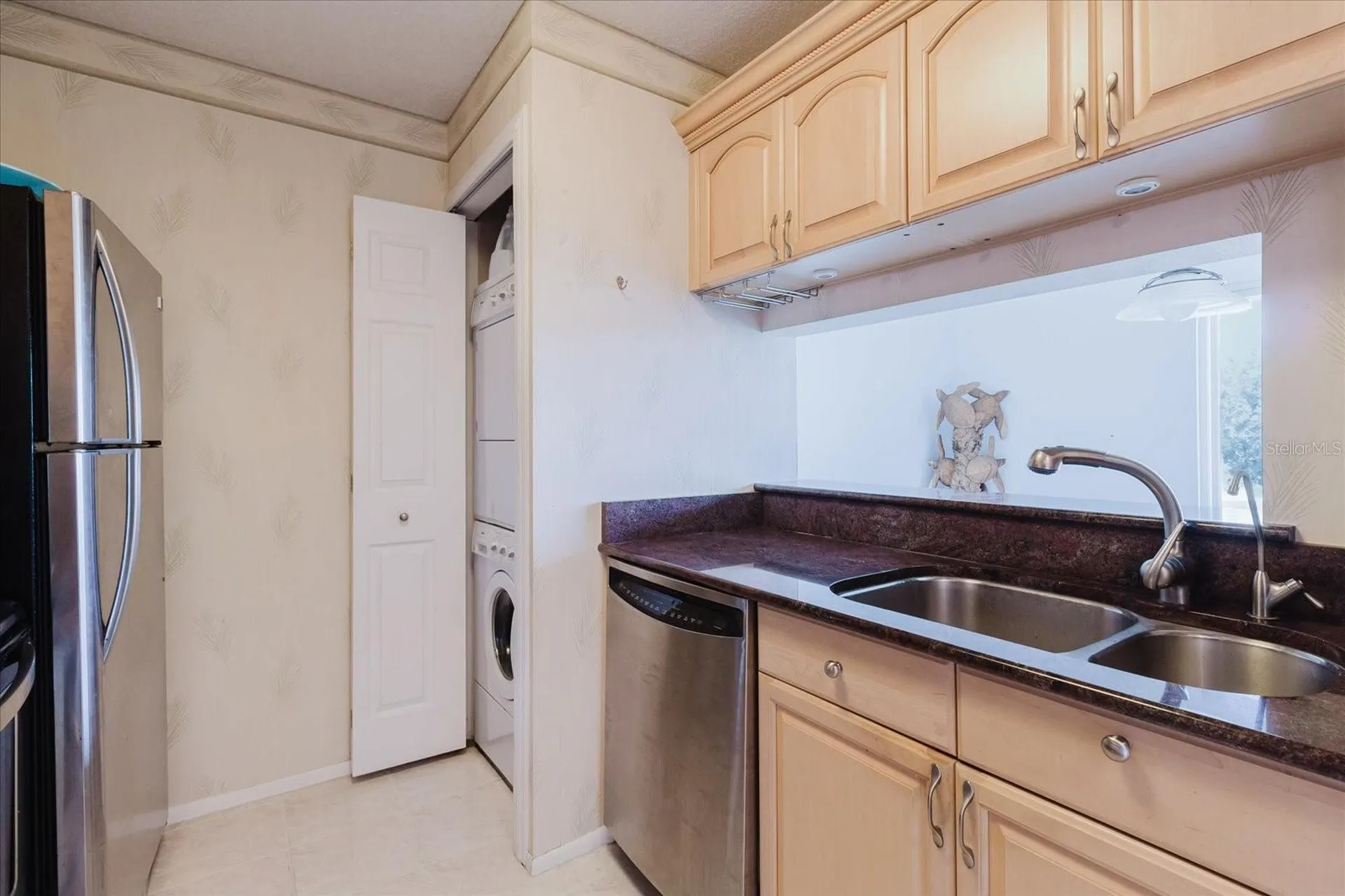 428 Moorings Cove Drive Tarpon Springs FL 34689