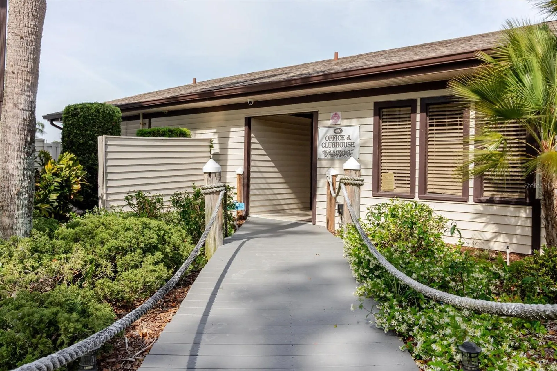 428 Moorings Cove Drive Tarpon Springs FL 34689