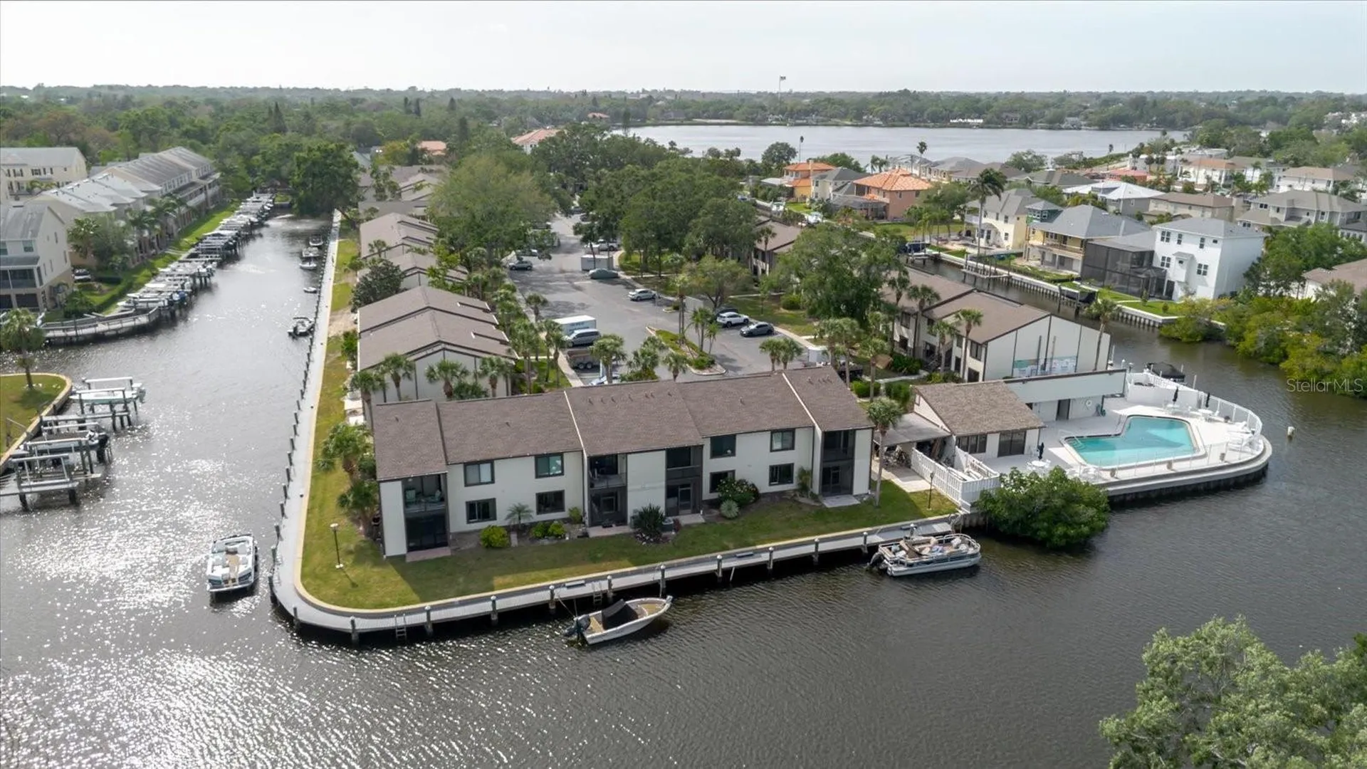 428 Moorings Cove Drive Tarpon Springs FL 34689
