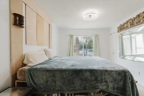 428 Moorings Cove Drive Tarpon Springs FL 34689