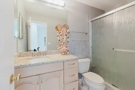 428 Moorings Cove Drive Tarpon Springs FL 34689