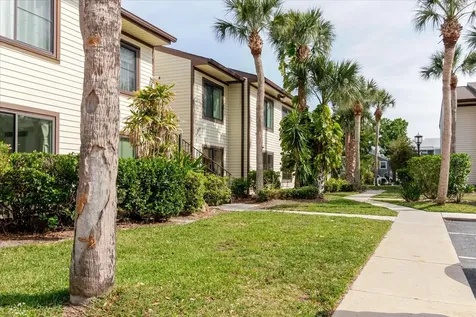 428 Moorings Cove Drive Tarpon Springs FL 34689