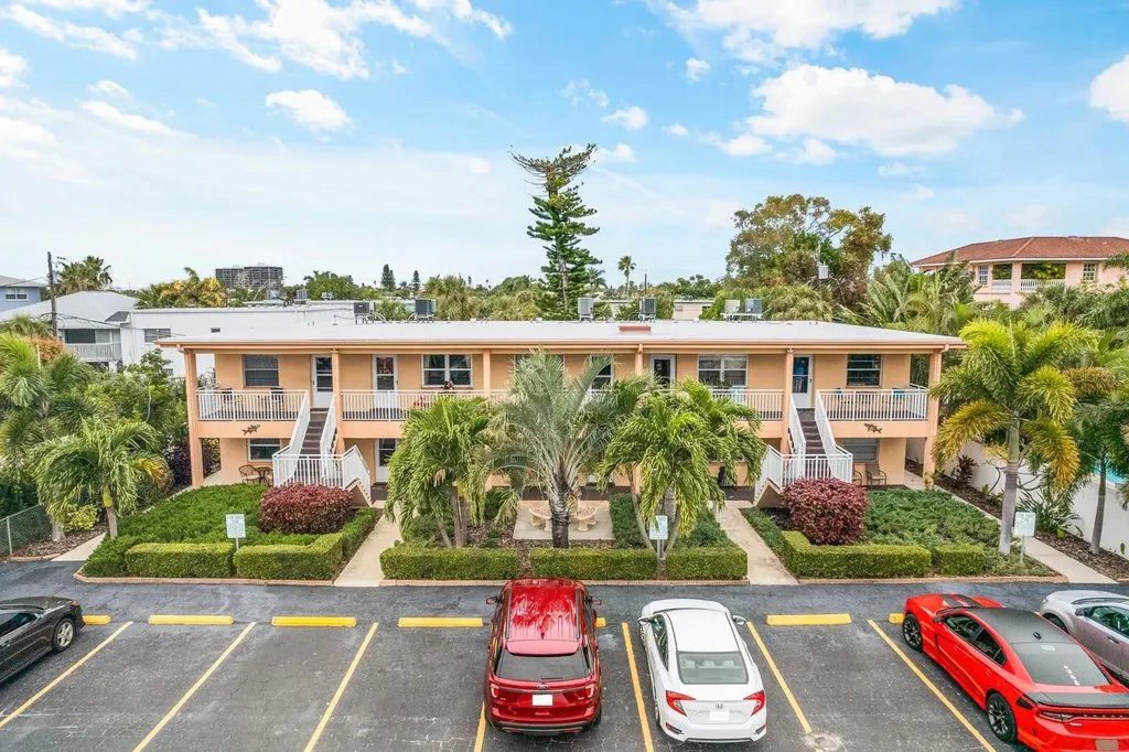 535 68th Avenue St Pete Beach FL 33706