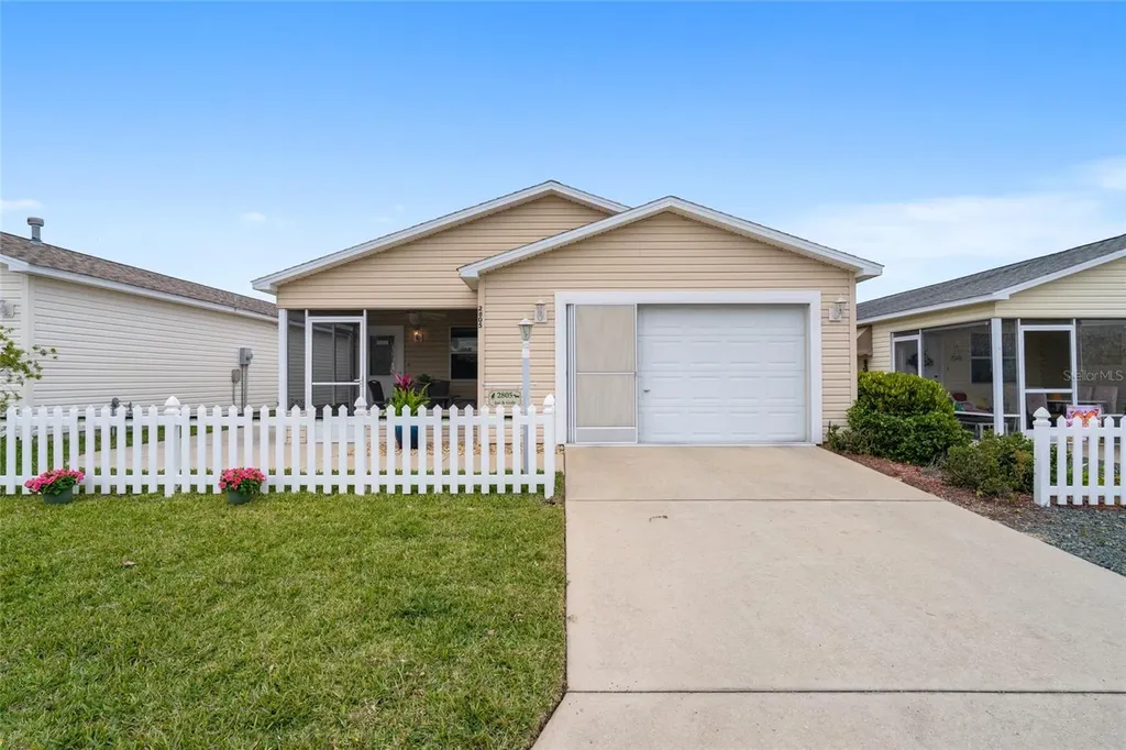 2805 Burgos Drive The Villages FL 32162