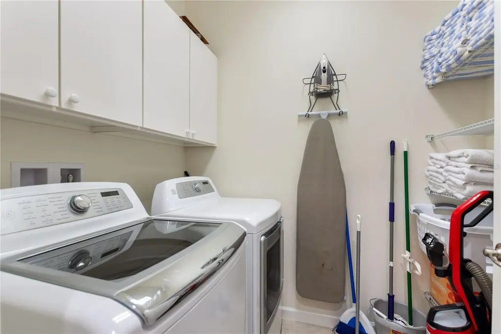 4067 Oaktree Drive Davenport FL 33837