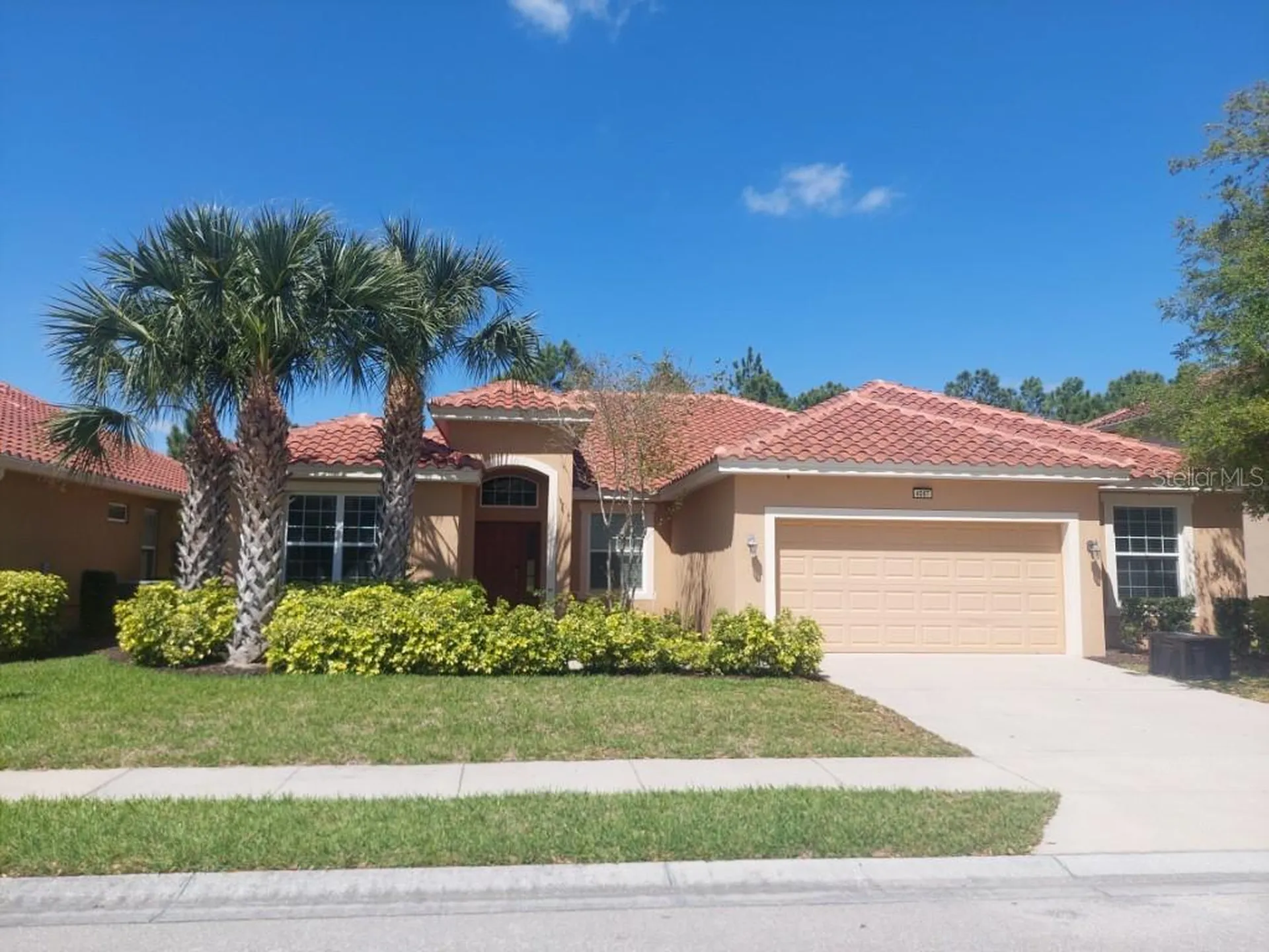 4067 Oaktree Drive Davenport FL 33837