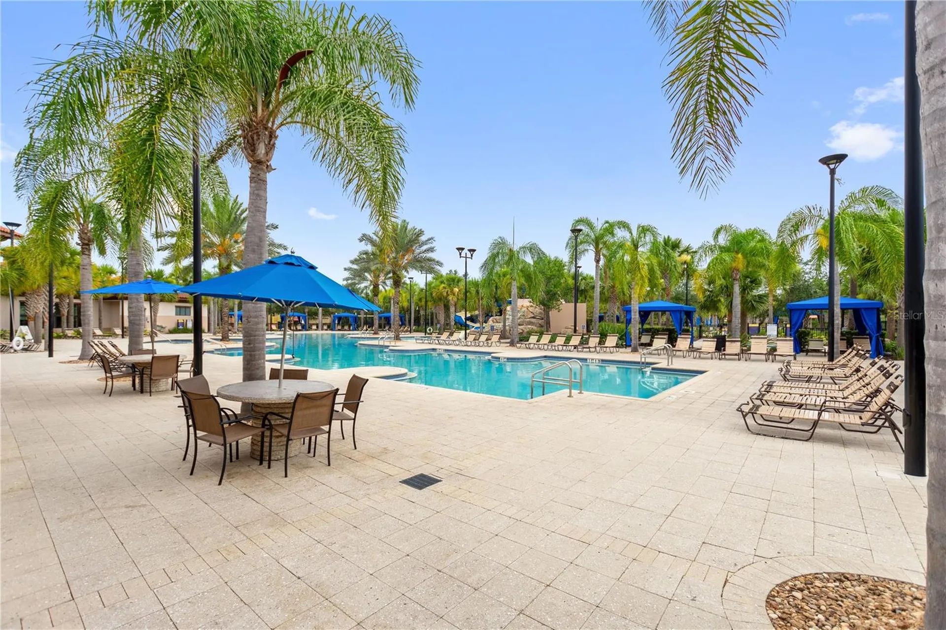 4067 Oaktree Drive Davenport FL 33837