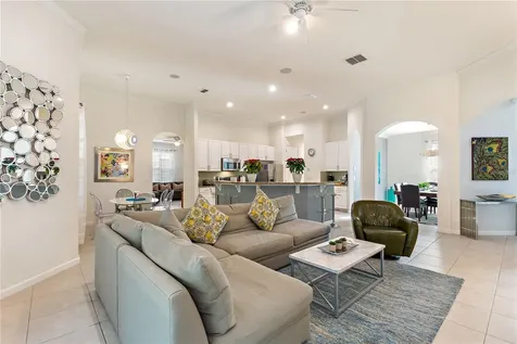 4067 Oaktree Drive Davenport FL 33837