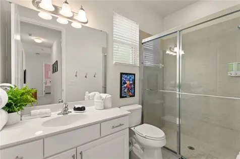 4067 Oaktree Drive Davenport FL 33837