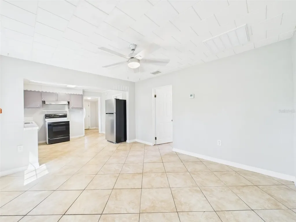 348 Gordon Avenue Lake Wales FL 33859