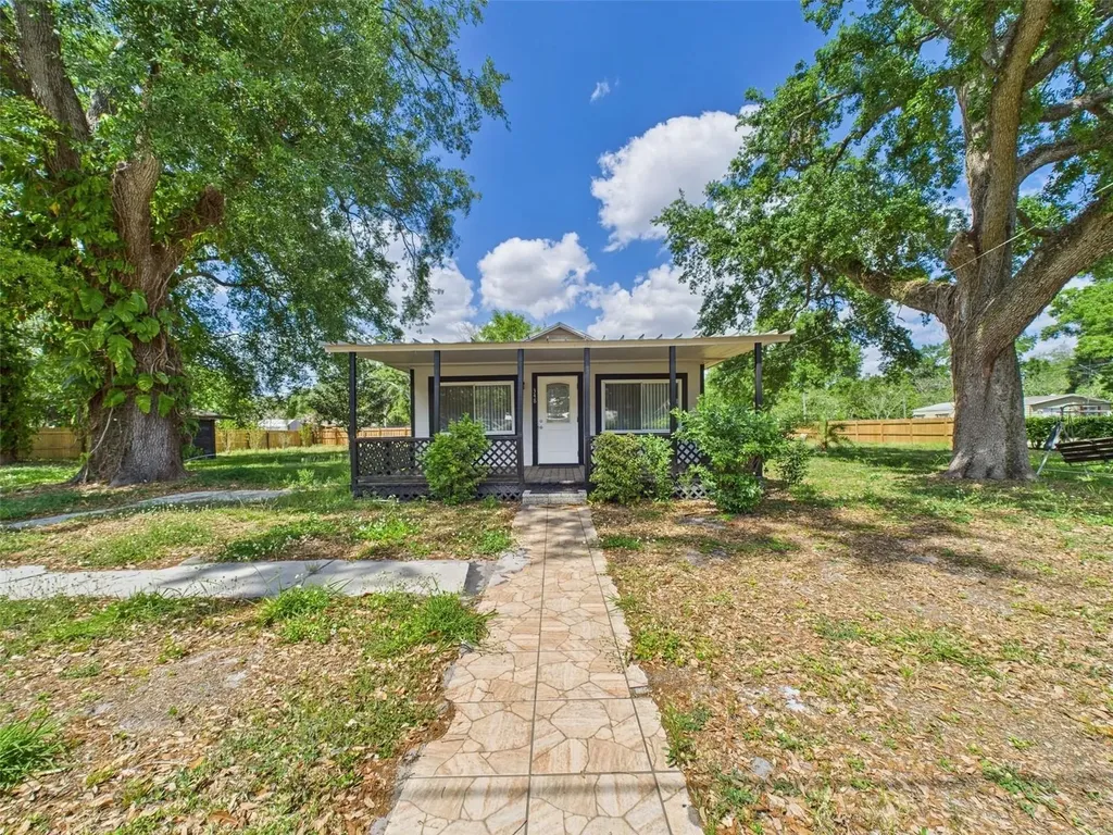 348 Gordon Avenue Lake Wales FL 33859