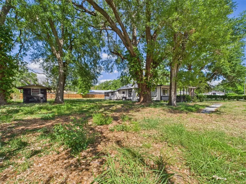 348 Gordon Avenue Lake Wales FL 33859
