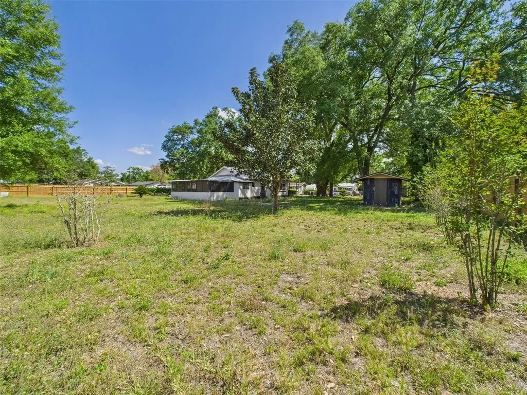 348 Gordon Avenue Lake Wales FL 33859