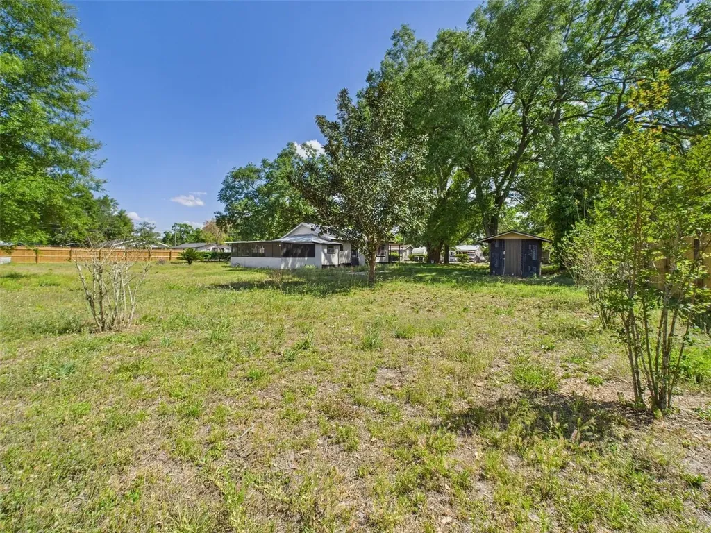 348 Gordon Avenue Lake Wales FL 33859