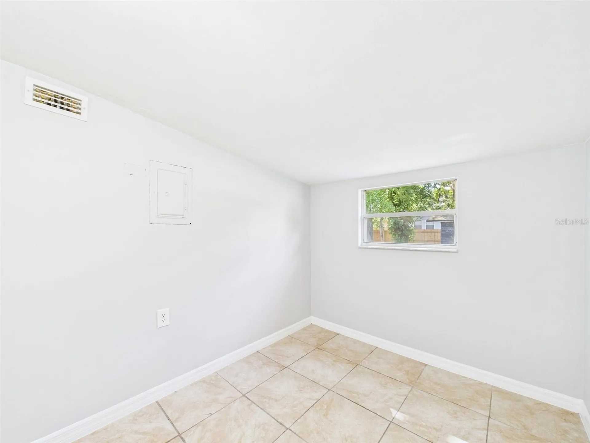 348 Gordon Avenue Lake Wales FL 33859