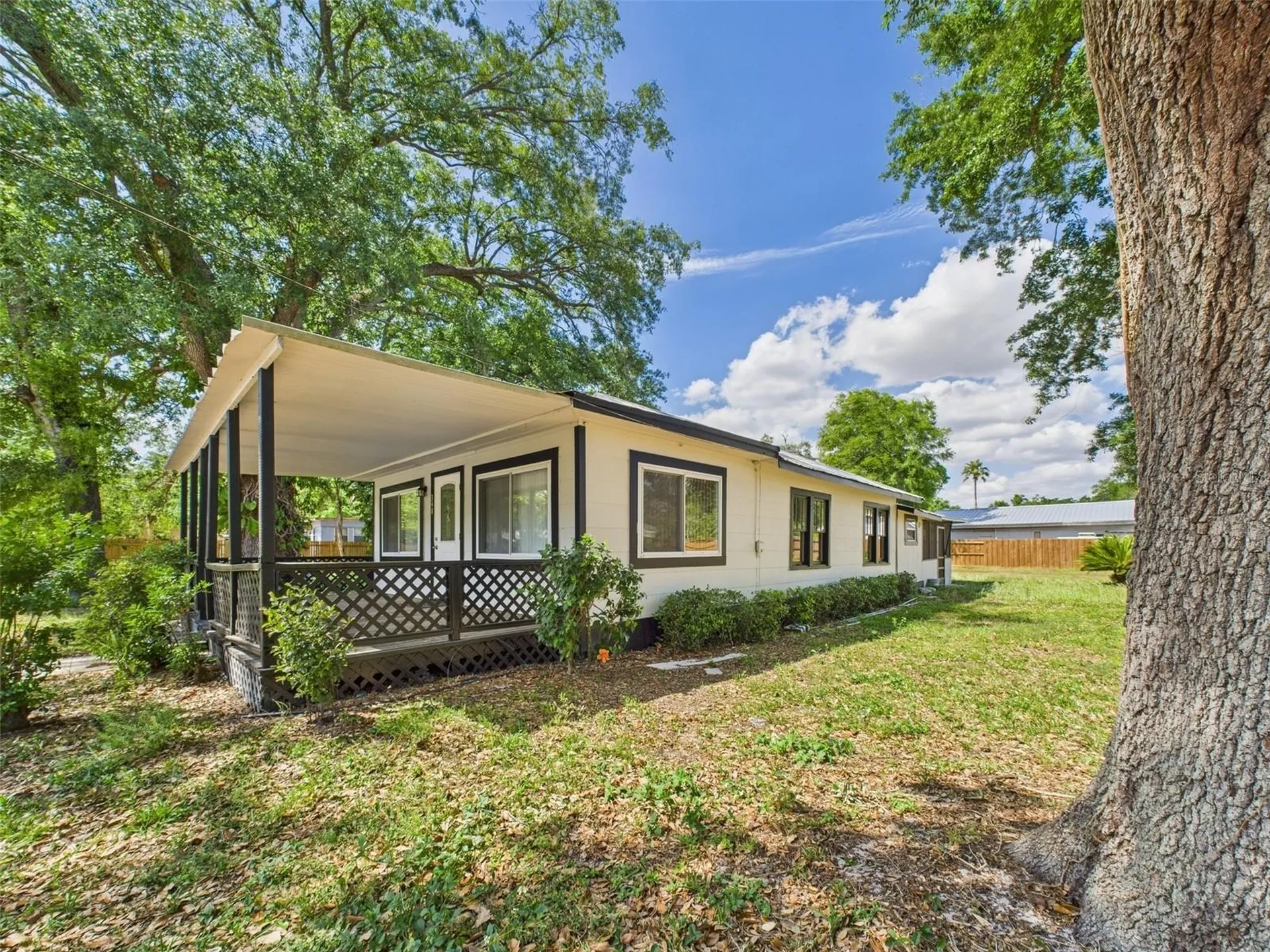 348 Gordon Avenue Lake Wales FL 33859