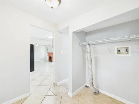 348 Gordon Avenue Lake Wales FL 33859