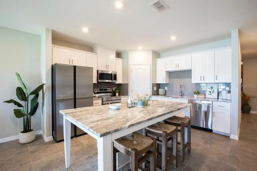 10650 Ironwood Tree Way San Antonio FL 33576