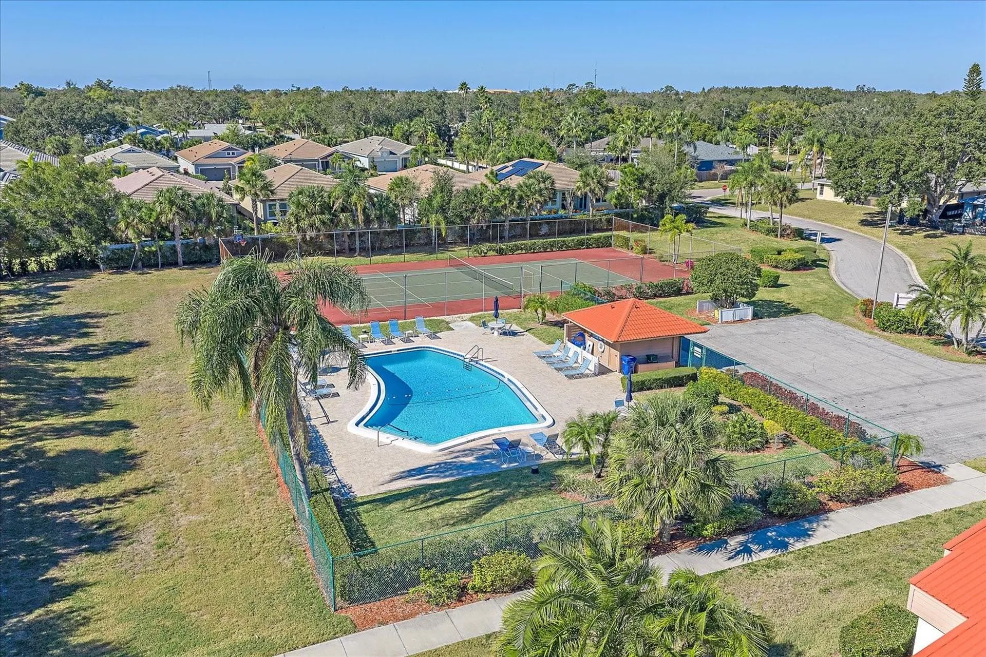 6650 Draw Lane Sarasota FL 34238