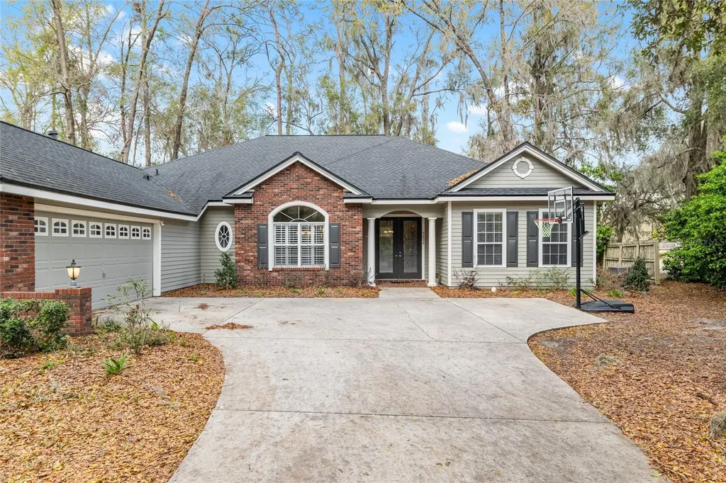 9802 SW 24th Road Gainesville FL 32608