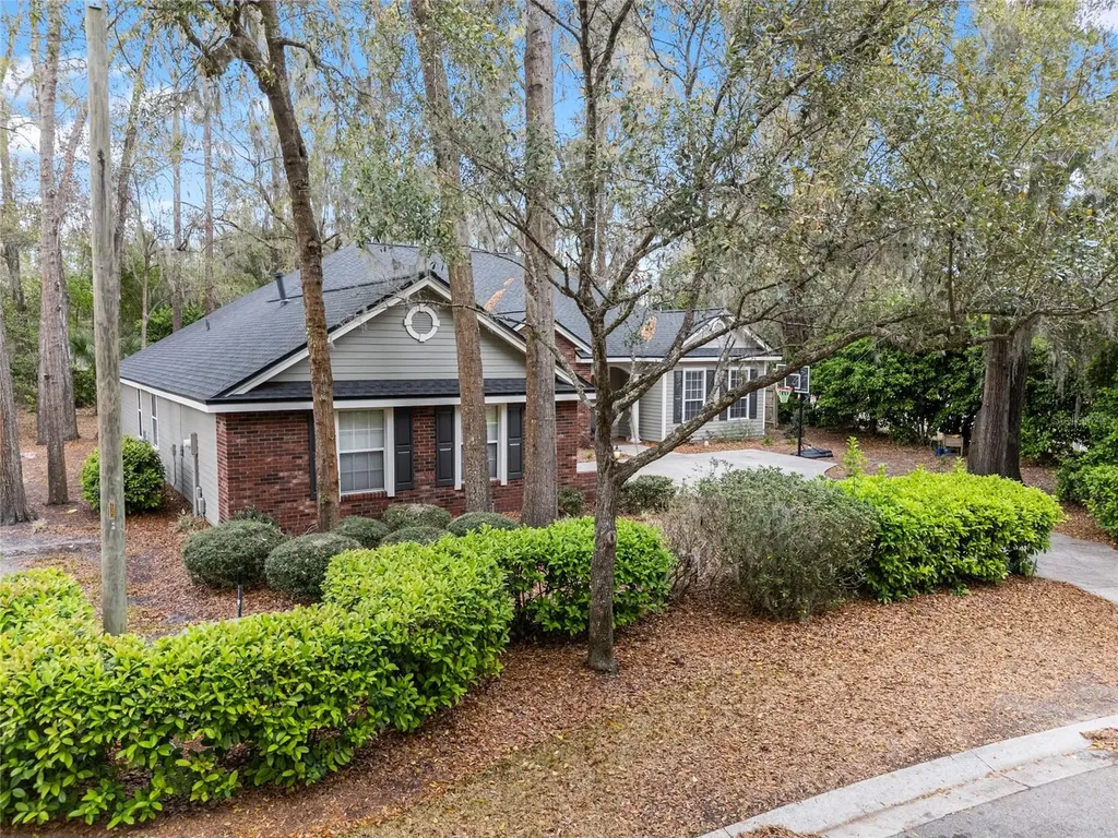 9802 SW 24th Road Gainesville FL 32608